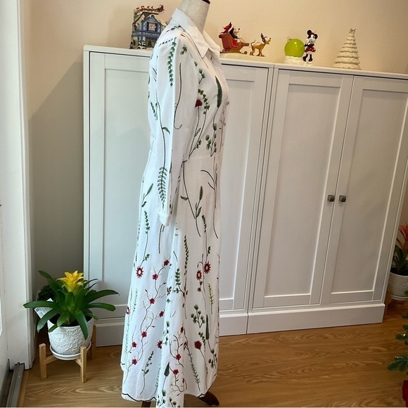 Liliana Garden Floral Long Dress Buttoned Down Size Medium - Picture 3 of 9